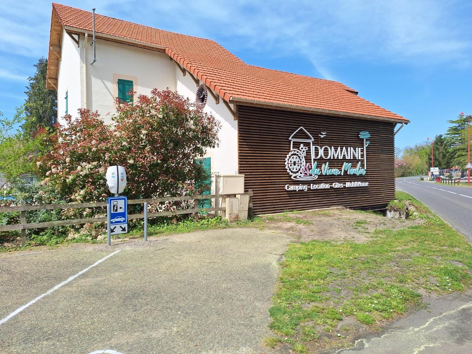 Mobil - Domaine Du Vieux Moulin Campsite